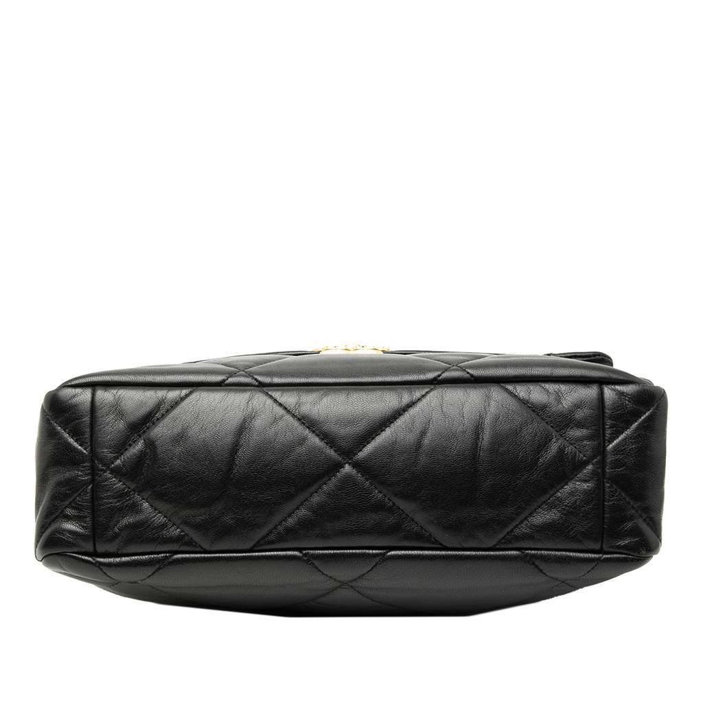 Chanel Large Lambskin 19 Flap Black Leather Very good condition - Inside View
