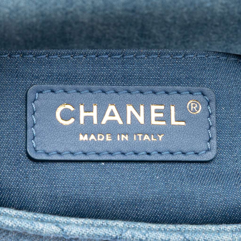 Chanel Mini Square Classic Denim Pearl Crush Single Flap Blue Denim Good - Box View