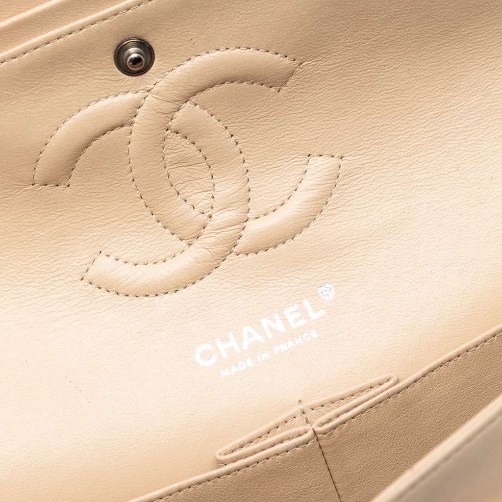 Chanel Medium Classic Lambskin Double Flap Brown Leather Very good condition - Box View