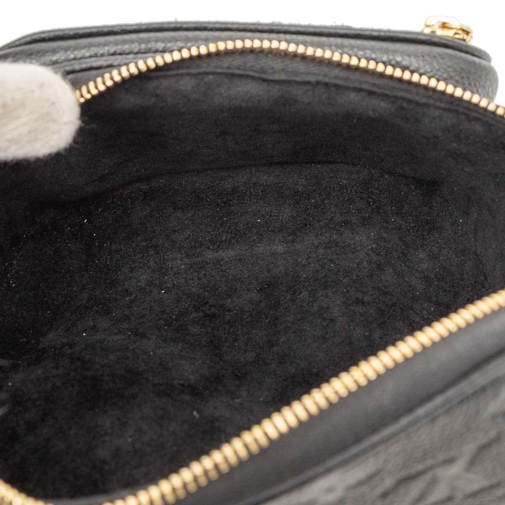 Louis Vuitton Monogram Empreinte Mini Bumbag Black Leather Very good - Model View