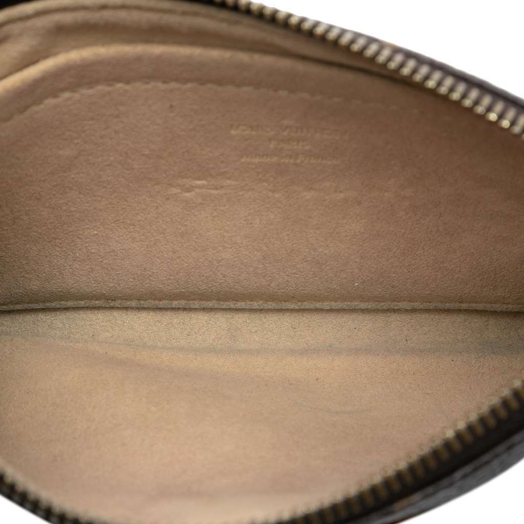 Louis Vuitton Monogram Pochette Milla MM Brown Good - Model View