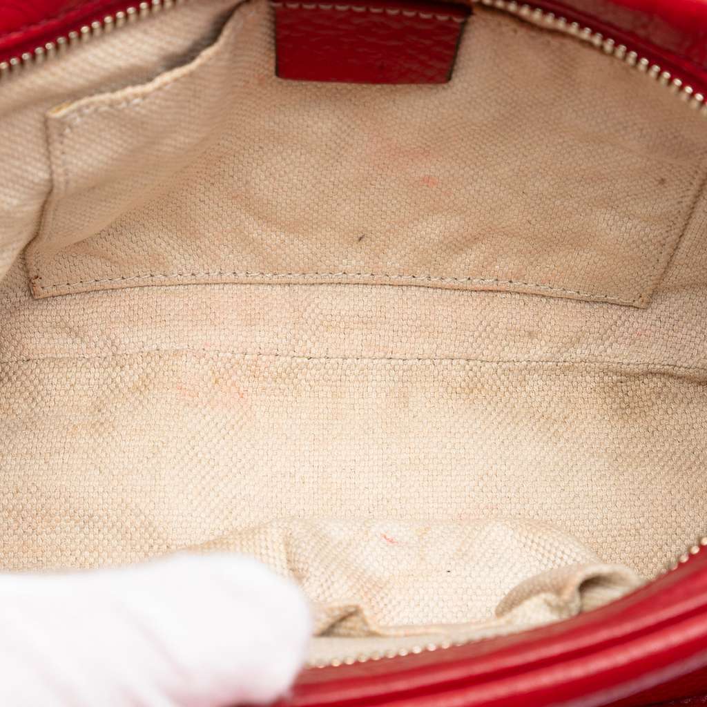 Gucci Leather Soho Disco Crossbody Red Leather Very good - Model View