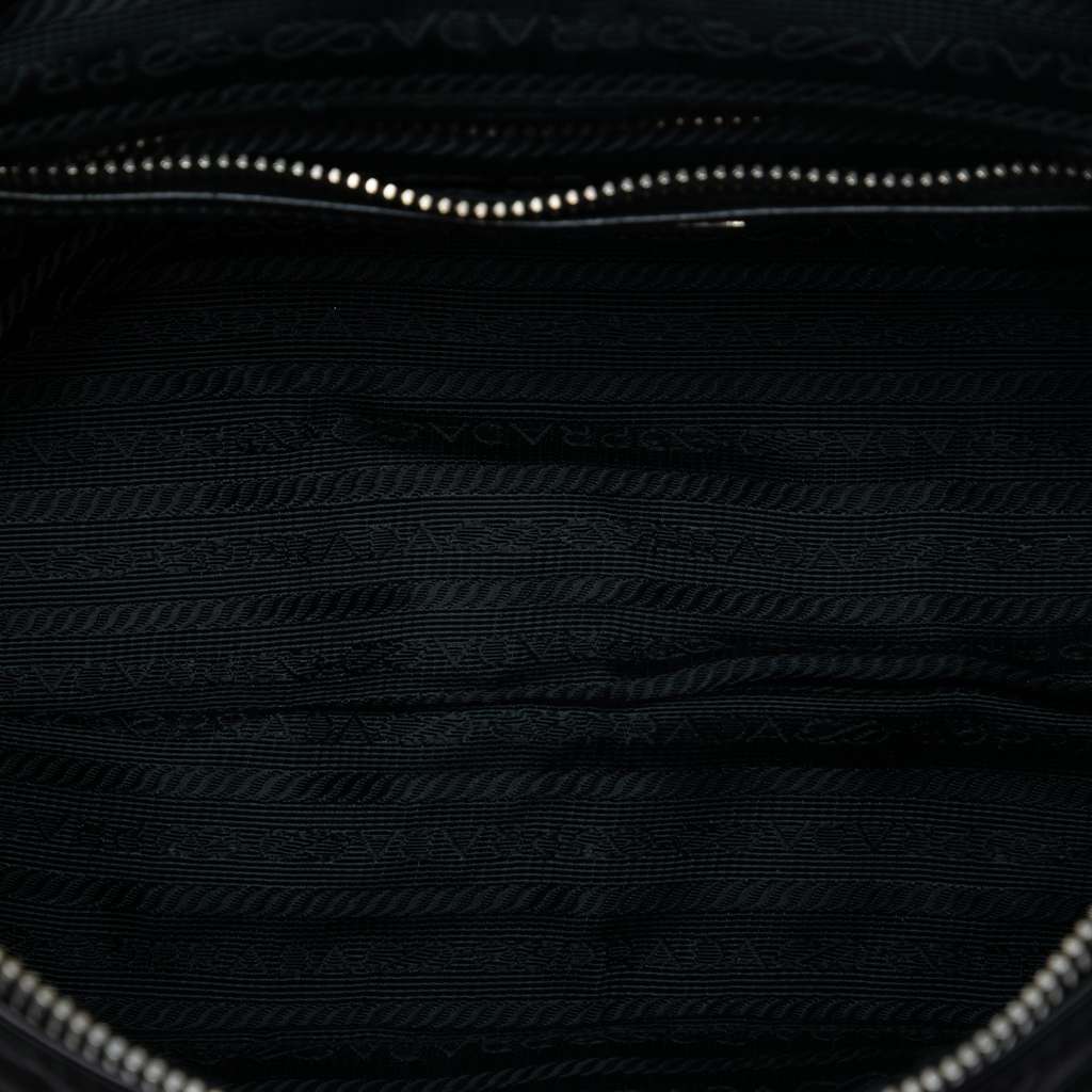 Prada Impuntu Tessuto Chain Crossbody Black Good - Model View