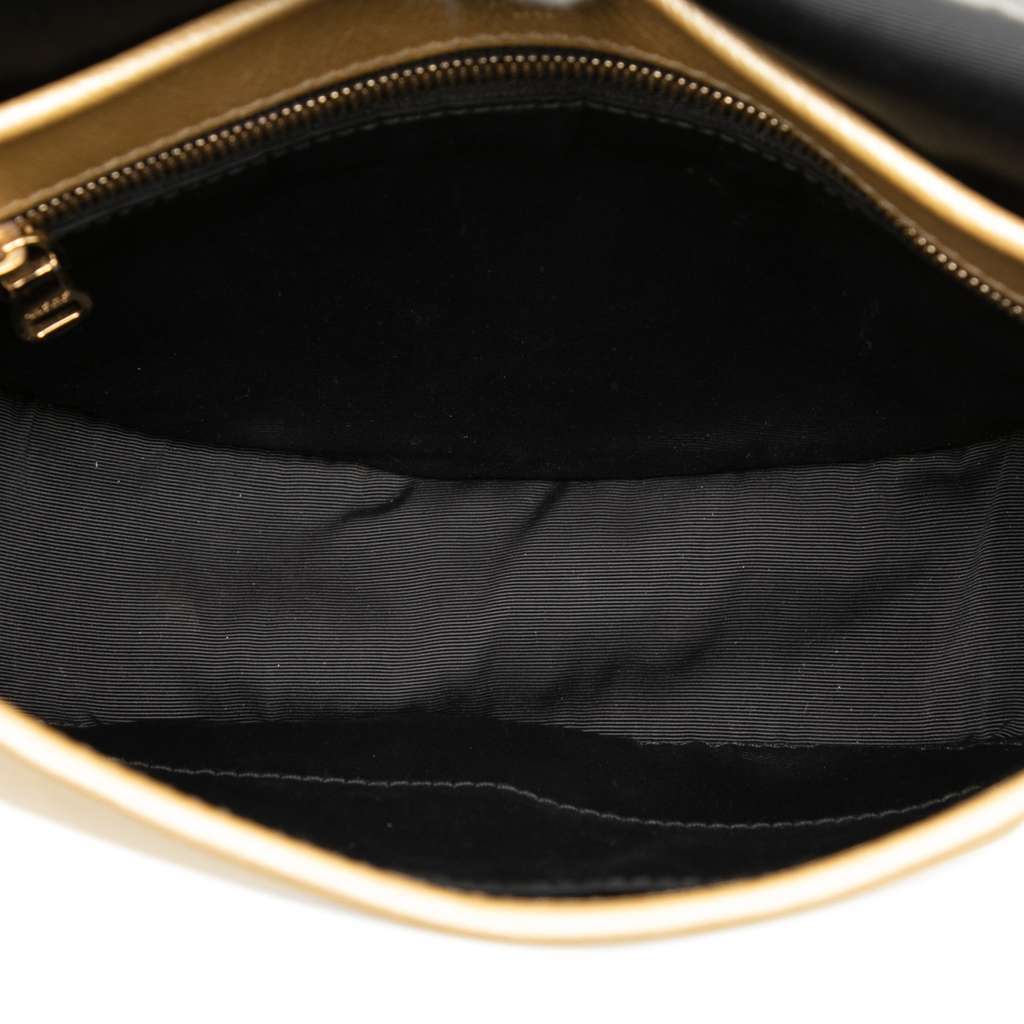 Loewe Leather Heritage Crossbody Gold Leather Very good - Model View