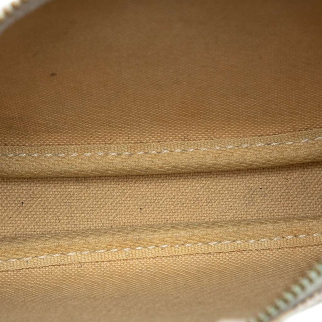 Louis Vuitton Damier Azur Mini Pochette Accessoires White Very good condition - Model View