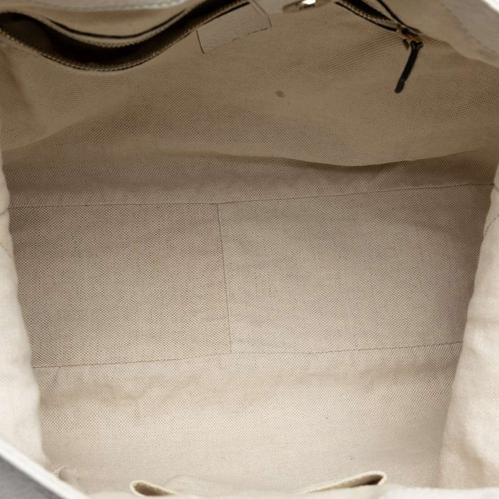 Gucci Medium Pebbled Calfskin Web Heritage Shoulder Bag White Leather Very good condition - Model View