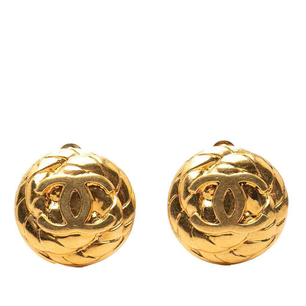 Chanel CC Quilted Gold Plated Round Clip On Earrings Gold Metal Very good - Front View
