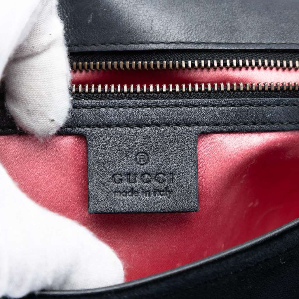Gucci Medium GG Marmont Matelasse Velvet Shoulder Bag Black Velvet Good condition - Box View