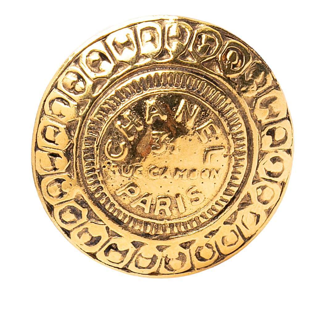 Chanel Gold Plated 31 Rue Cambon Round Brooch Gold Metal Very good - Front View