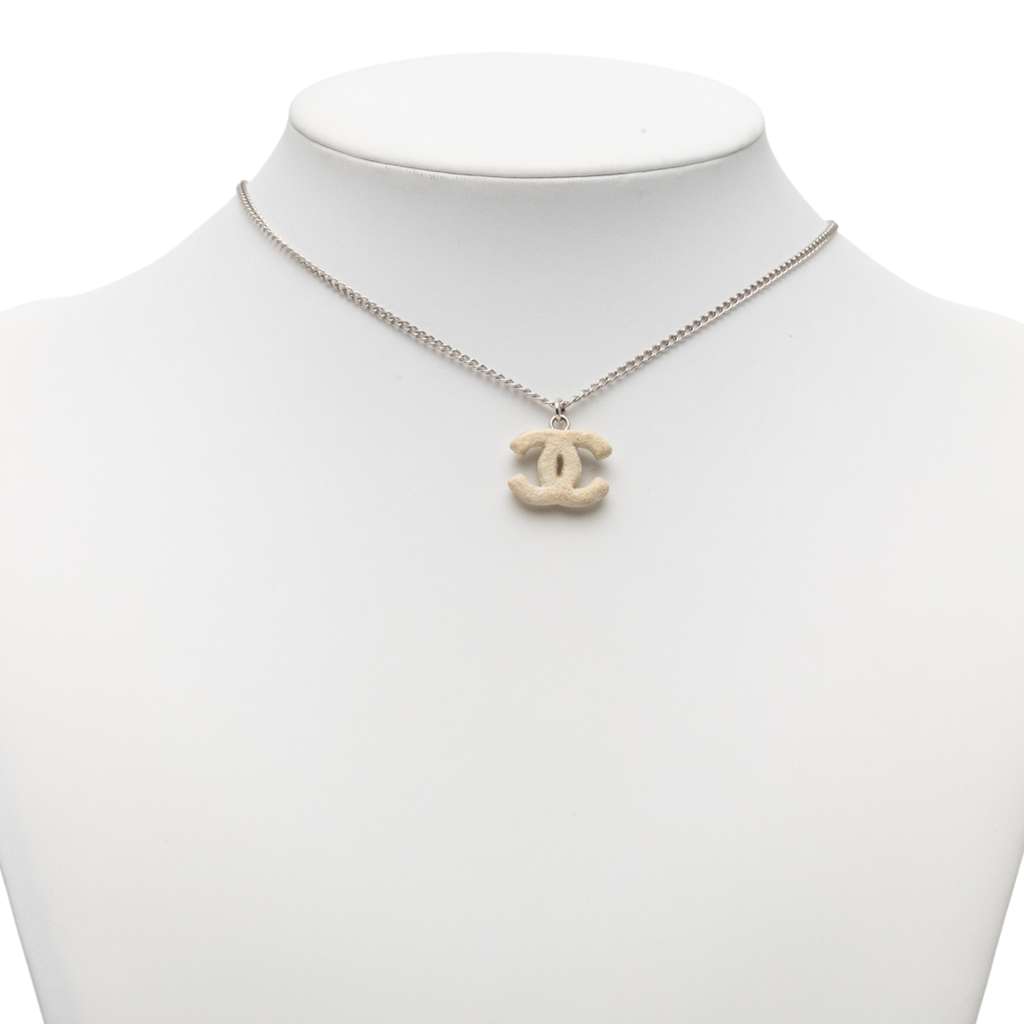 Chanel Silver Plated Textured CC Pendant Necklace Silver Metal Very good - Box View