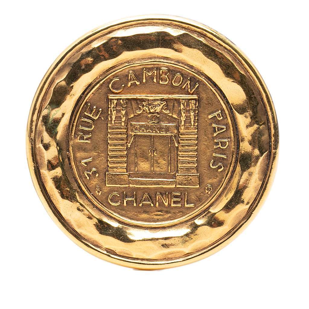 Chanel Gold Plated 31 Rue Cambon Round Brooch Gold Metal Very good - Front View