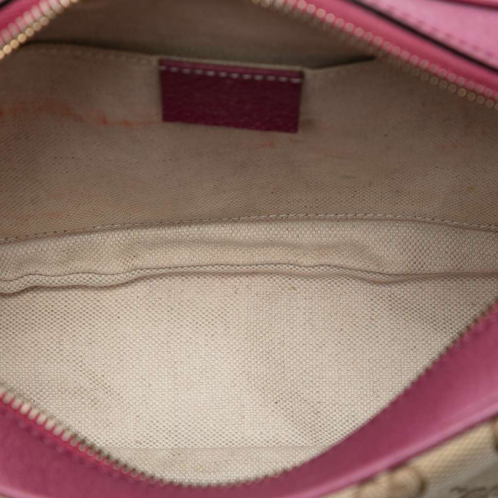Gucci GG Canvas Bree Crossbody Brown Canvas Very good - Model View