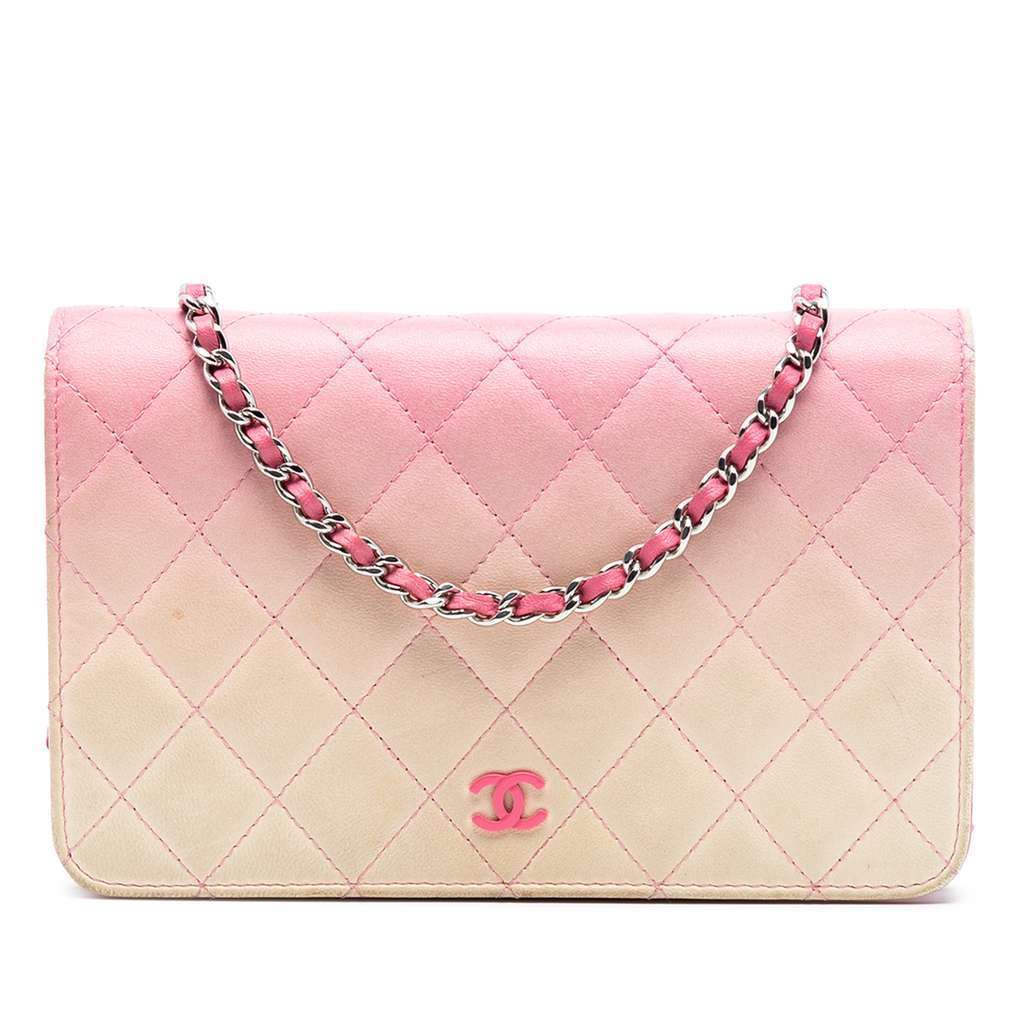 Chanel Ombre Lambskin Degrade Wallet On Chain Pink Leather Very good condition - Front View