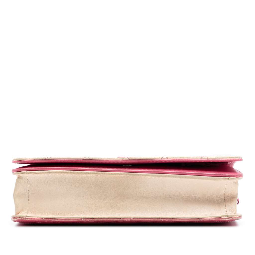 Chanel Ombre Lambskin Degrade Wallet On Chain Pink Leather Very good condition - Inside View