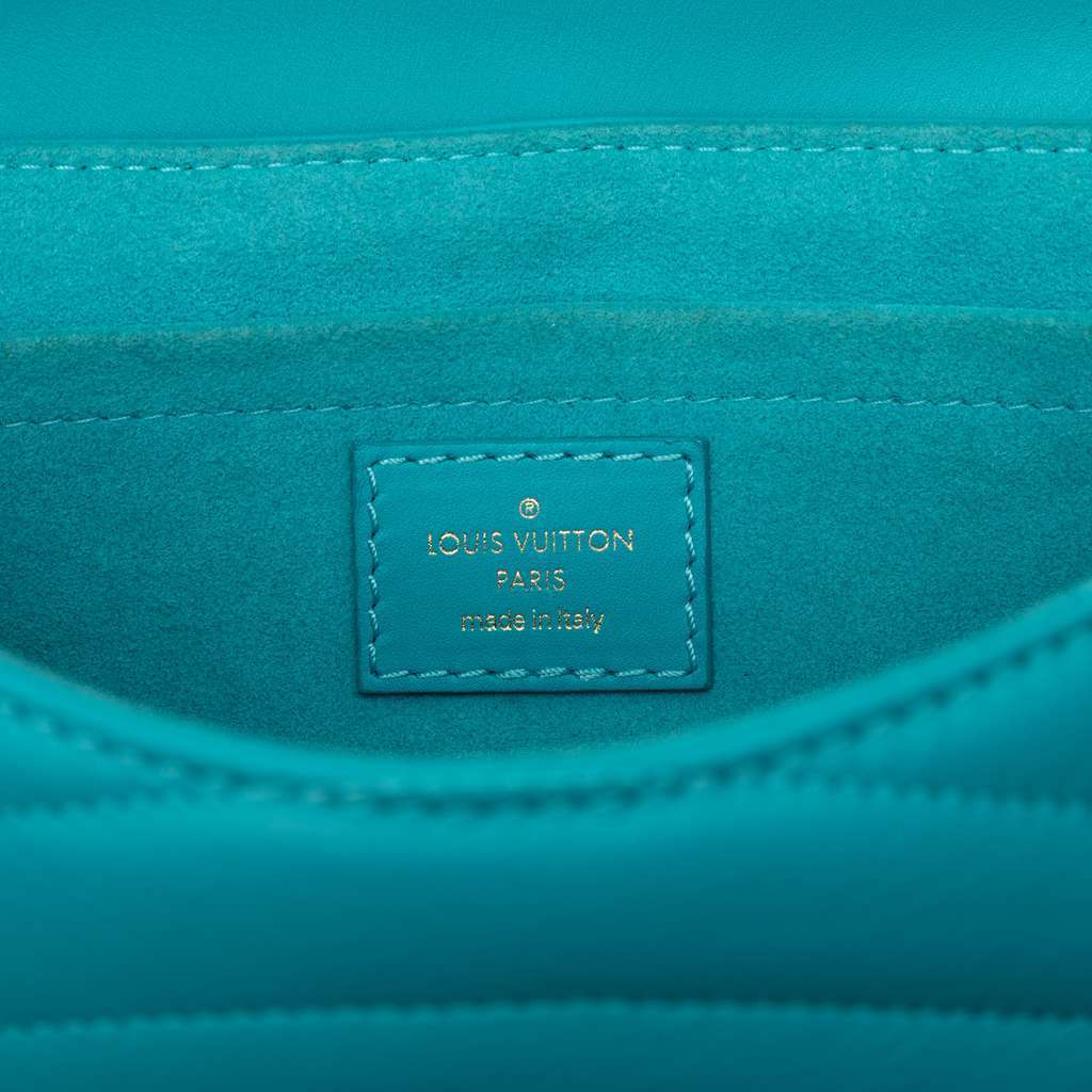 Louis Vuitton New Wave Chain Bag MM Blue Leather Very good - Box View