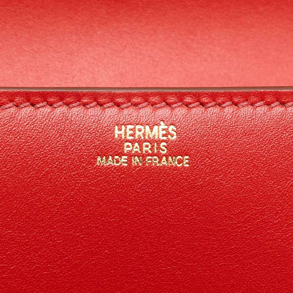 Hermès Tadelakt Medor Clutch 23 Red Leather Very good condition - Box View