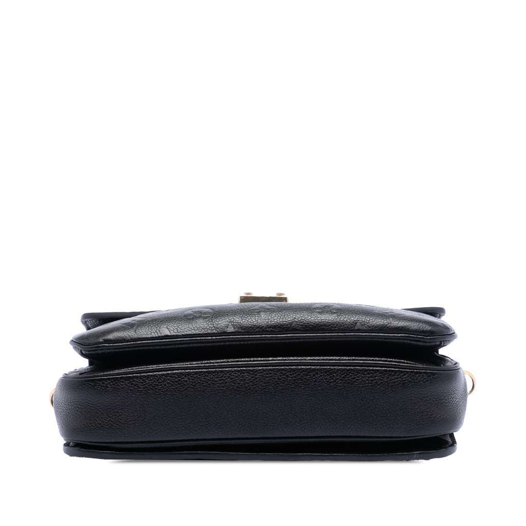 Louis Vuitton Monogram Empreinte Pochette Metis Black Leather Very good condition - Inside View