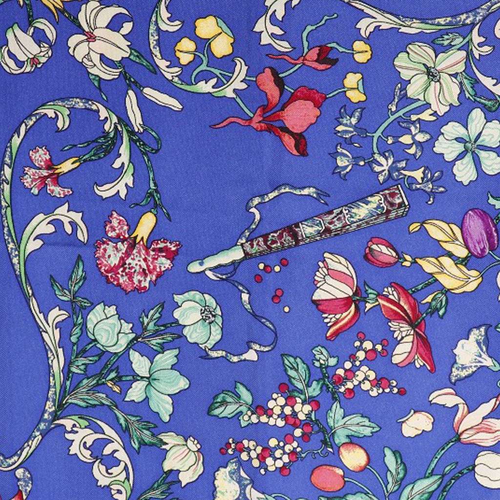 Hermès Pierres D Orient Et D Occident Silk Scarf 90 Blue Silk Very good condition - Model View
