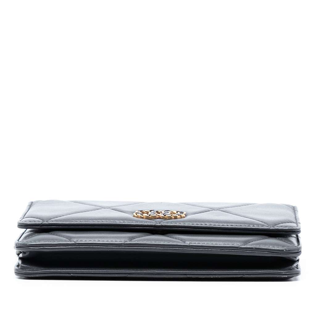 Chanel Quilted Lambskin 19 Wallet on Chain Grey Leather Good - Inside View