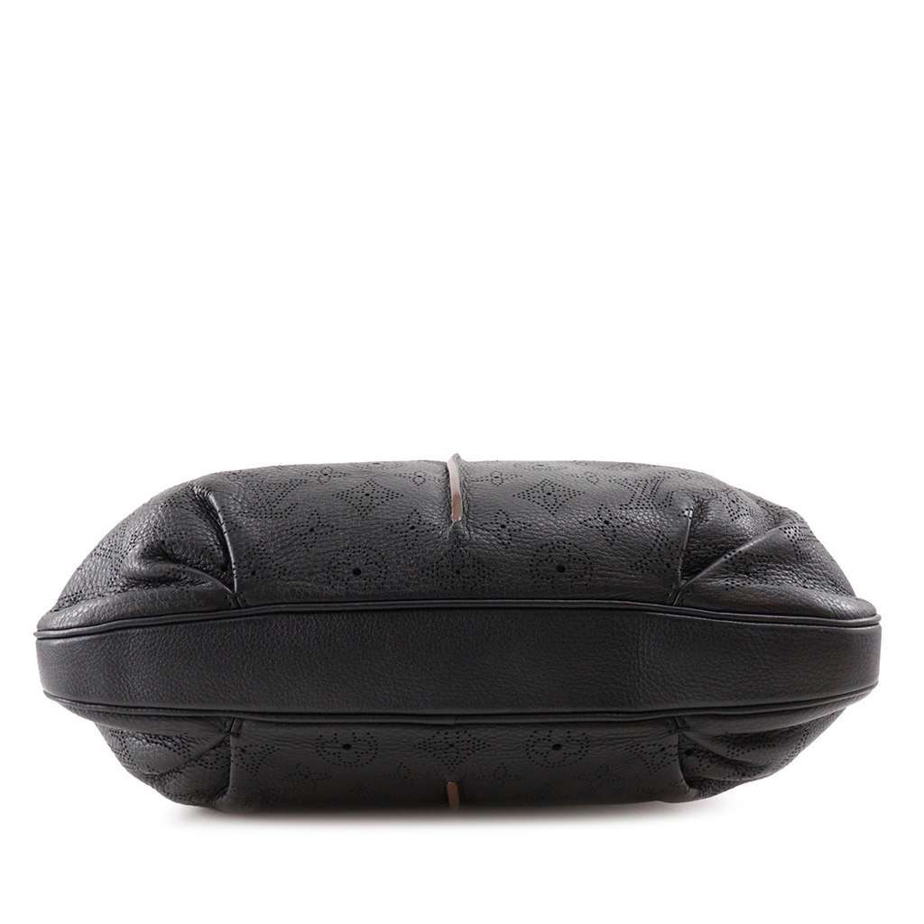 Louis Vuitton Monogram Mahina Selene MM Black Leather Very good condition - Inside View