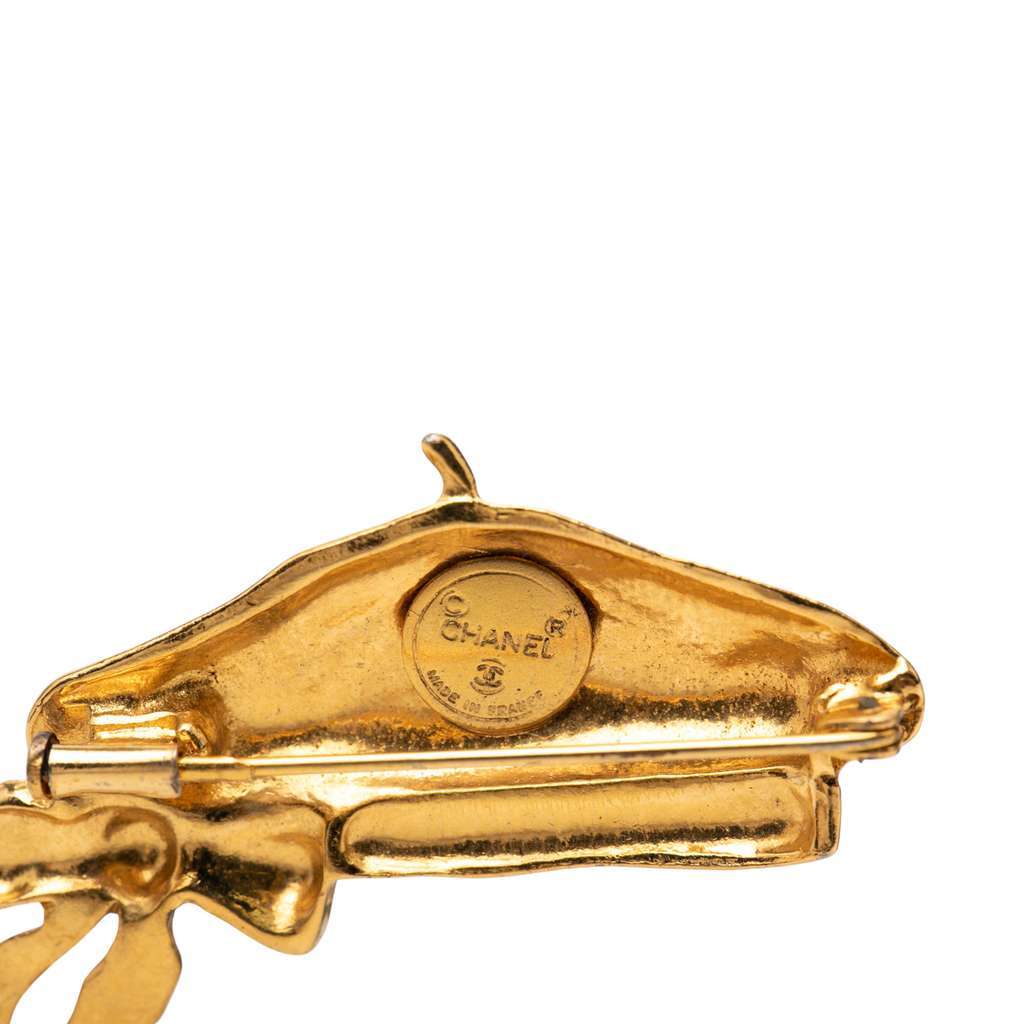 Chanel Gold Plated Beret Hat Brooch Gold Metal Very good - Inside View
