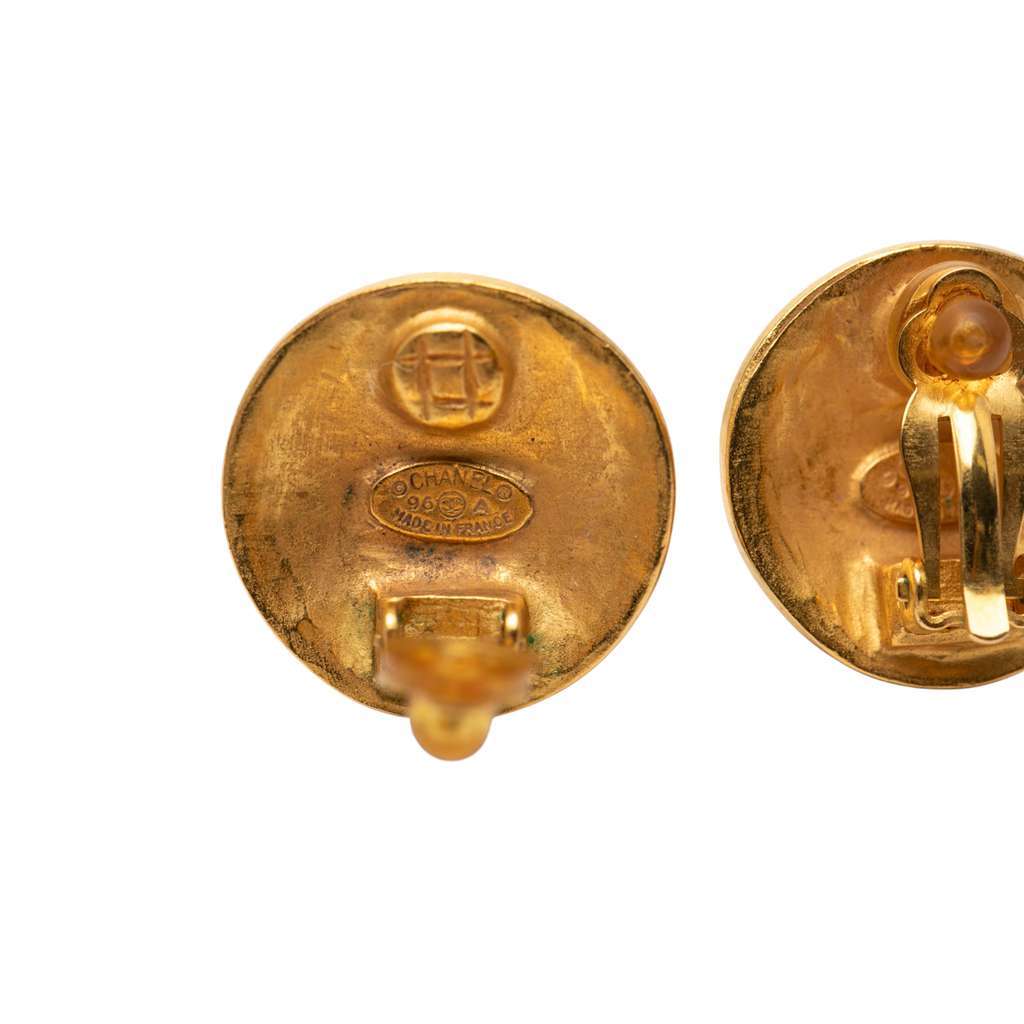 Chanel Gold Plated CC Grapevine Round Clip on Earrings Gold Metal Very good - Inside View