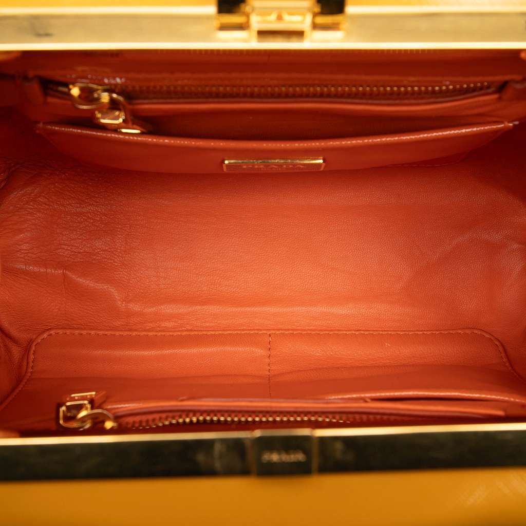 Prada Bicolor Saffiano Vernice Pyramid Frame Handbag Orange Leather Very good condition - Model View