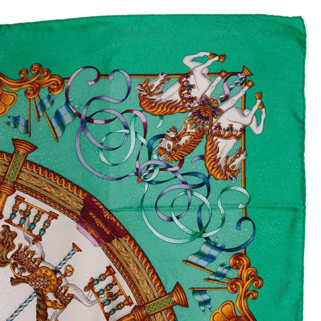Hermès Luna Park Silk Scarf 90 Green Silk Very good condition - Box View