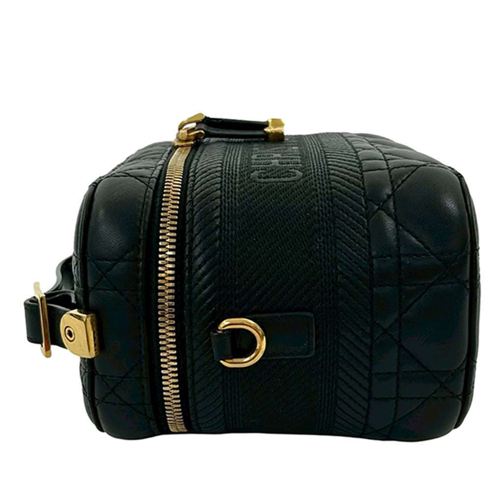 Dior Small Lambskin Cannage DiorTravel Vanity Case Black Leather Very good condition - Box View