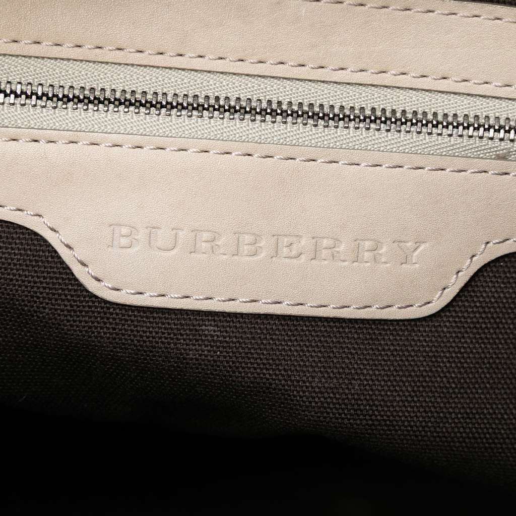 Burberry Medium Smoke Check Coated Canvas Walden Belted Hobo Brown Canvas Very good condition - Box View