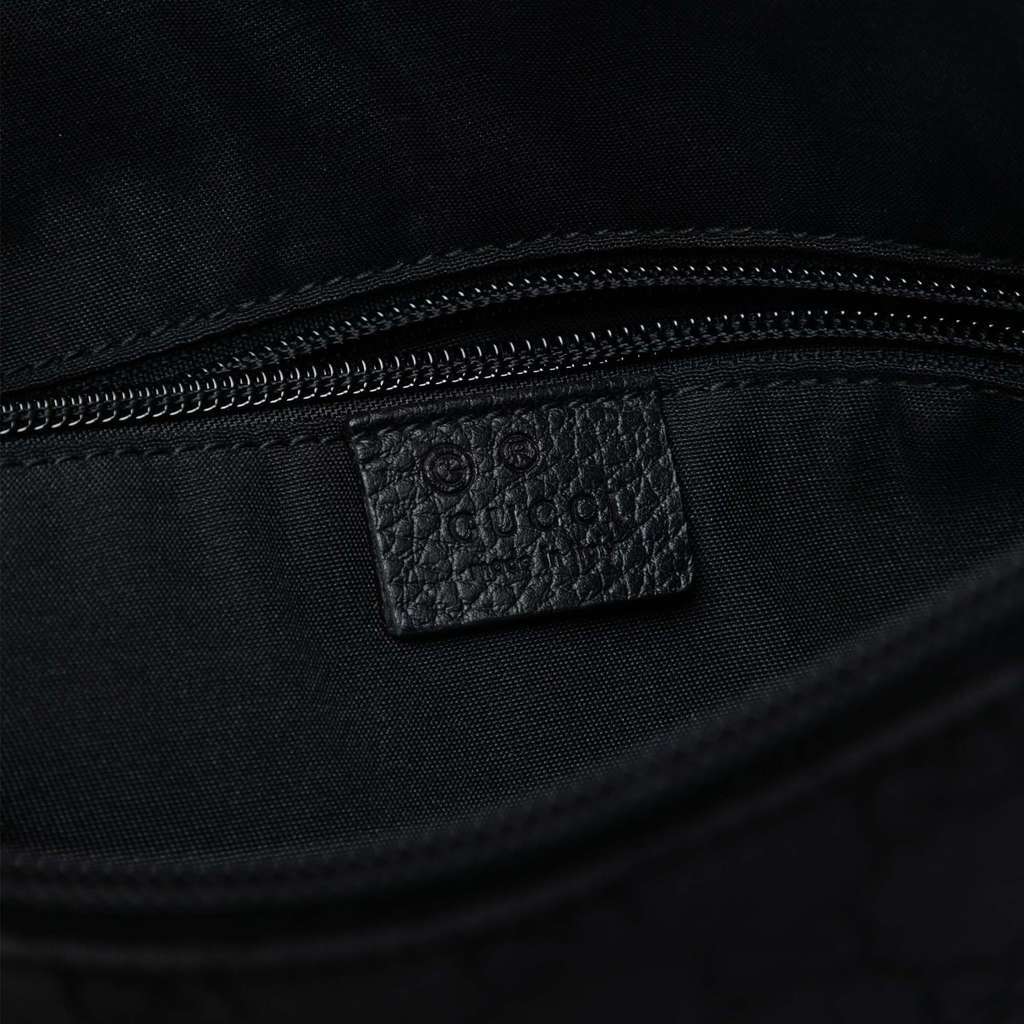Gucci GG Canvas Flat Messenger Bag Black Canvas Very good condition - Box View