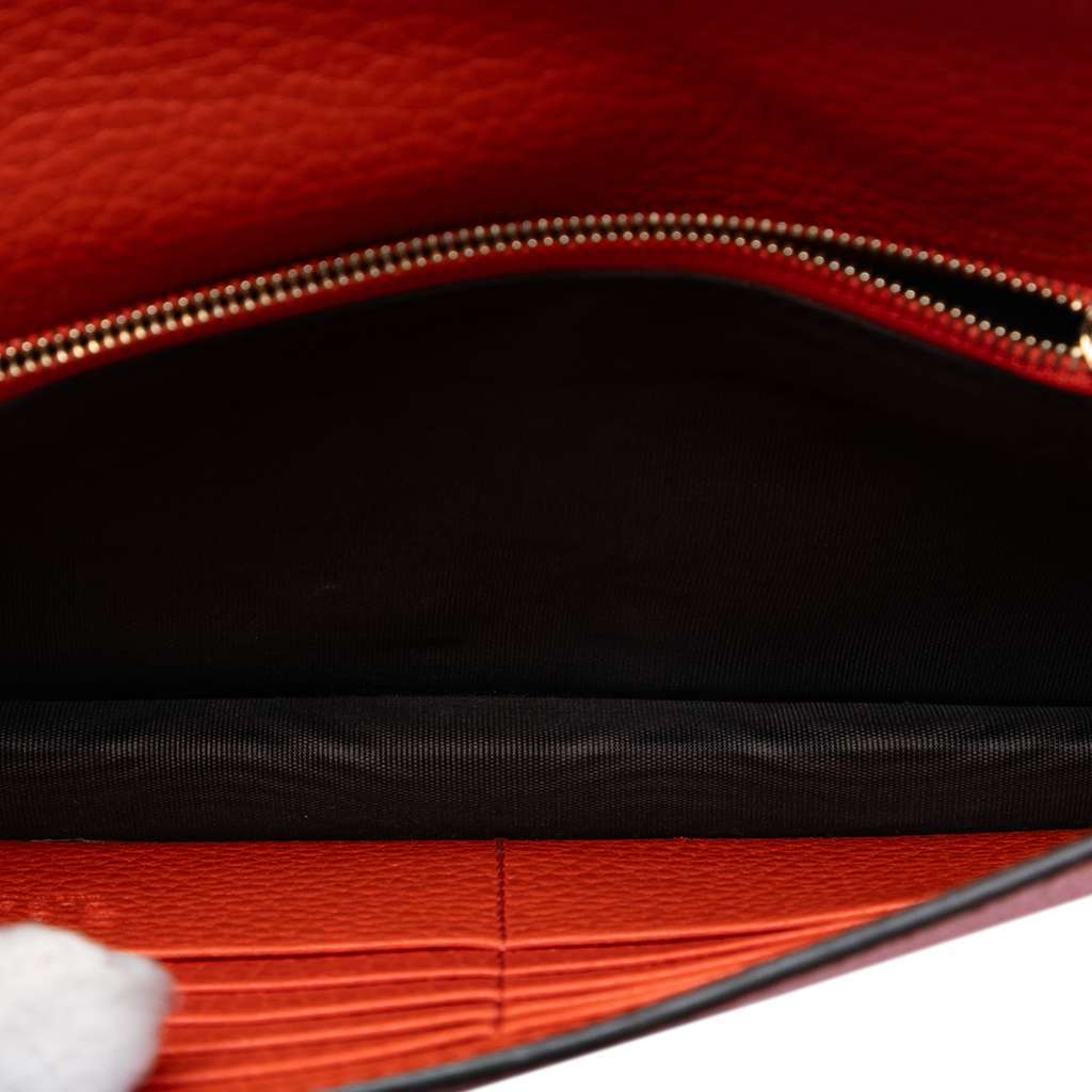 Gucci Leather Betty Wallet on Chain Orange Leather Very good - Model View