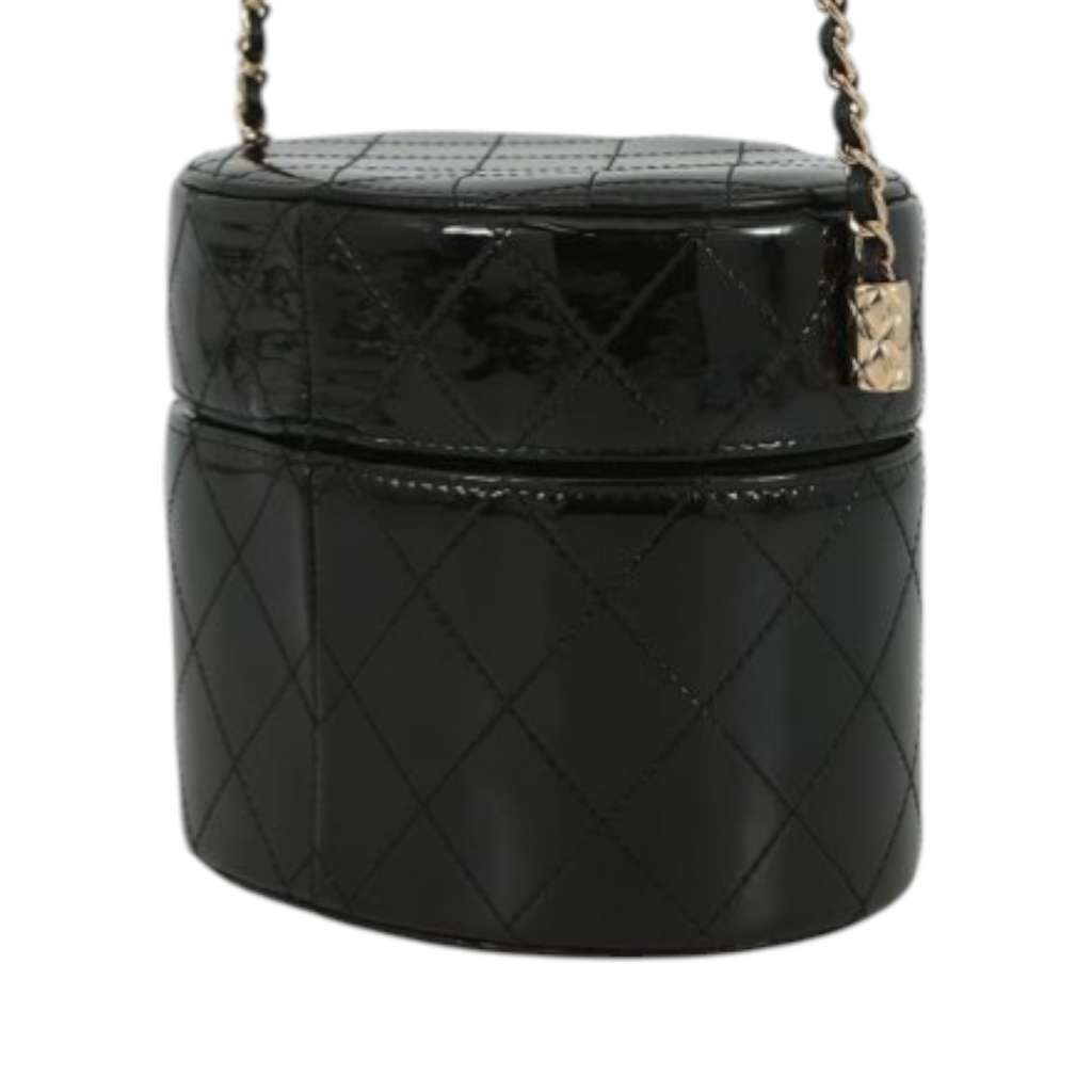 Chanel CC Quilted Patent Round Vanity Clutch With Chain Black Leather Very good - Back View
