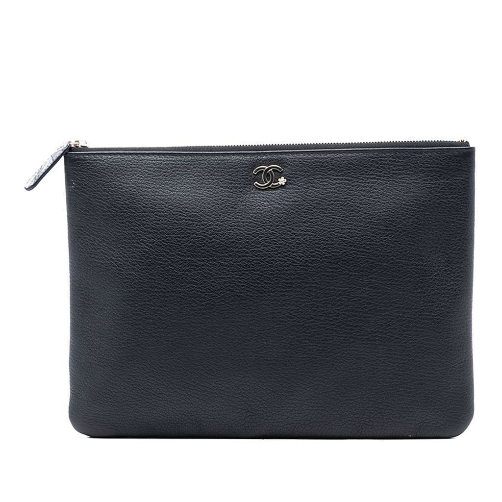 Chanel Medium Goatskin Lucky Clover O Case Clutch Black Leather Very good - Front View