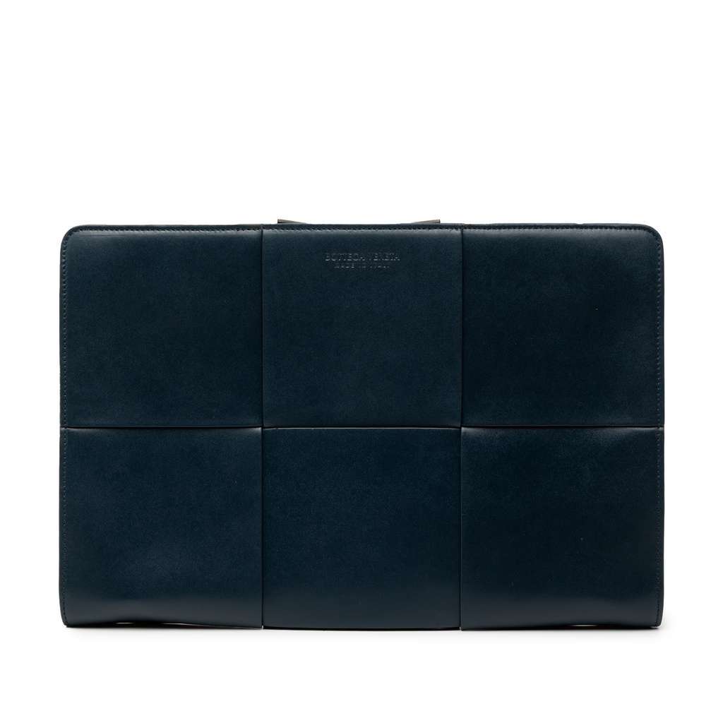 Bottega Veneta Large Leather Maxi Intrecciato Document Case Blue Leather Very good condition - Front View