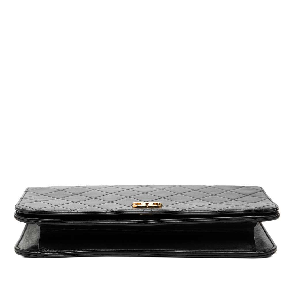 Chanel CC Quilted Lambskin Full Single Flap Black Leather Very good condition - Inside View