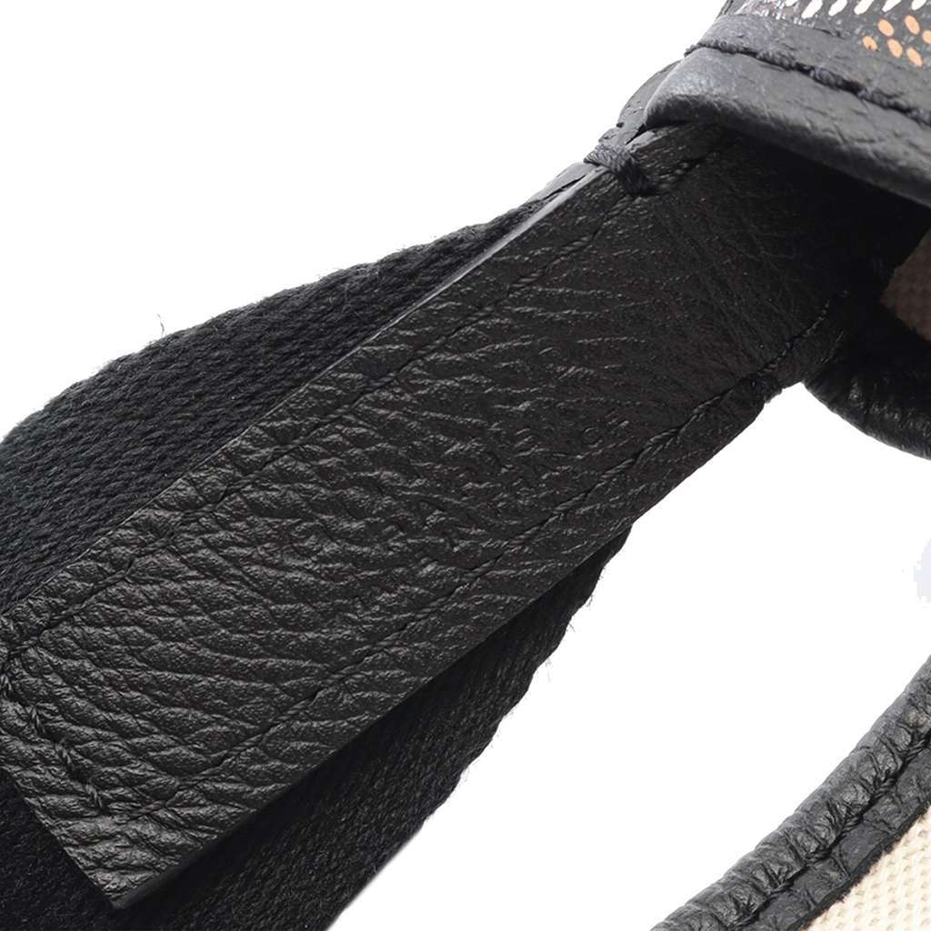 Goyard Goyardine Capetien MM Messenger Bag Black Canvas Good condition - Model View