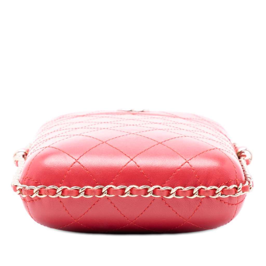 Chanel CC Quilted Lambskin Chain Around Phone Holder Red Leather Very good condition - Inside View