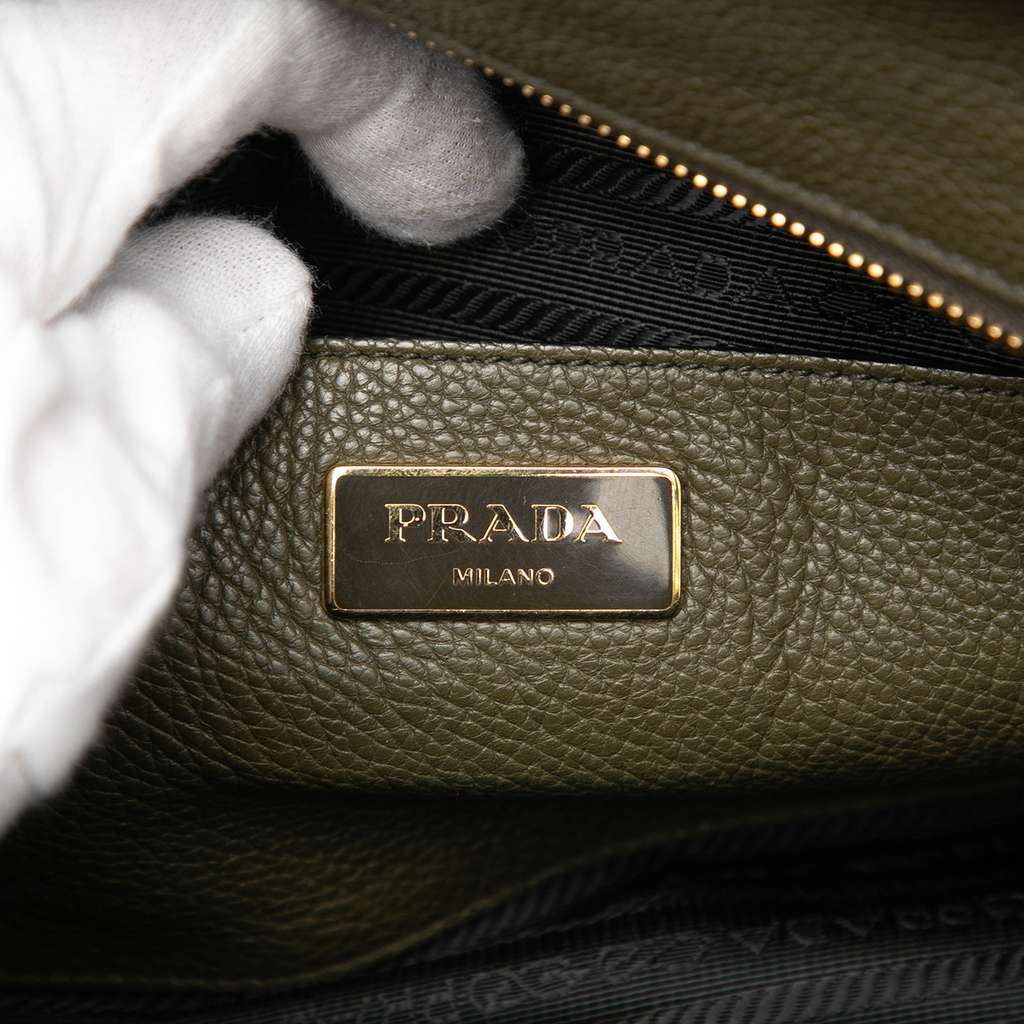 Prada Vitello Daino Zip Top Convertible Tote Green Leather Very good condition - Box View