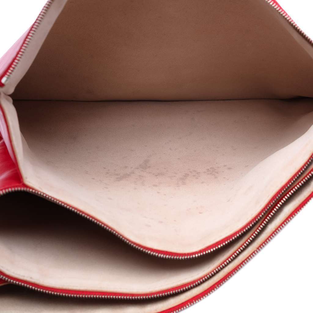 Celine Lambskin Soft Trio Shoulder Bag Red Leather Very good - Model View