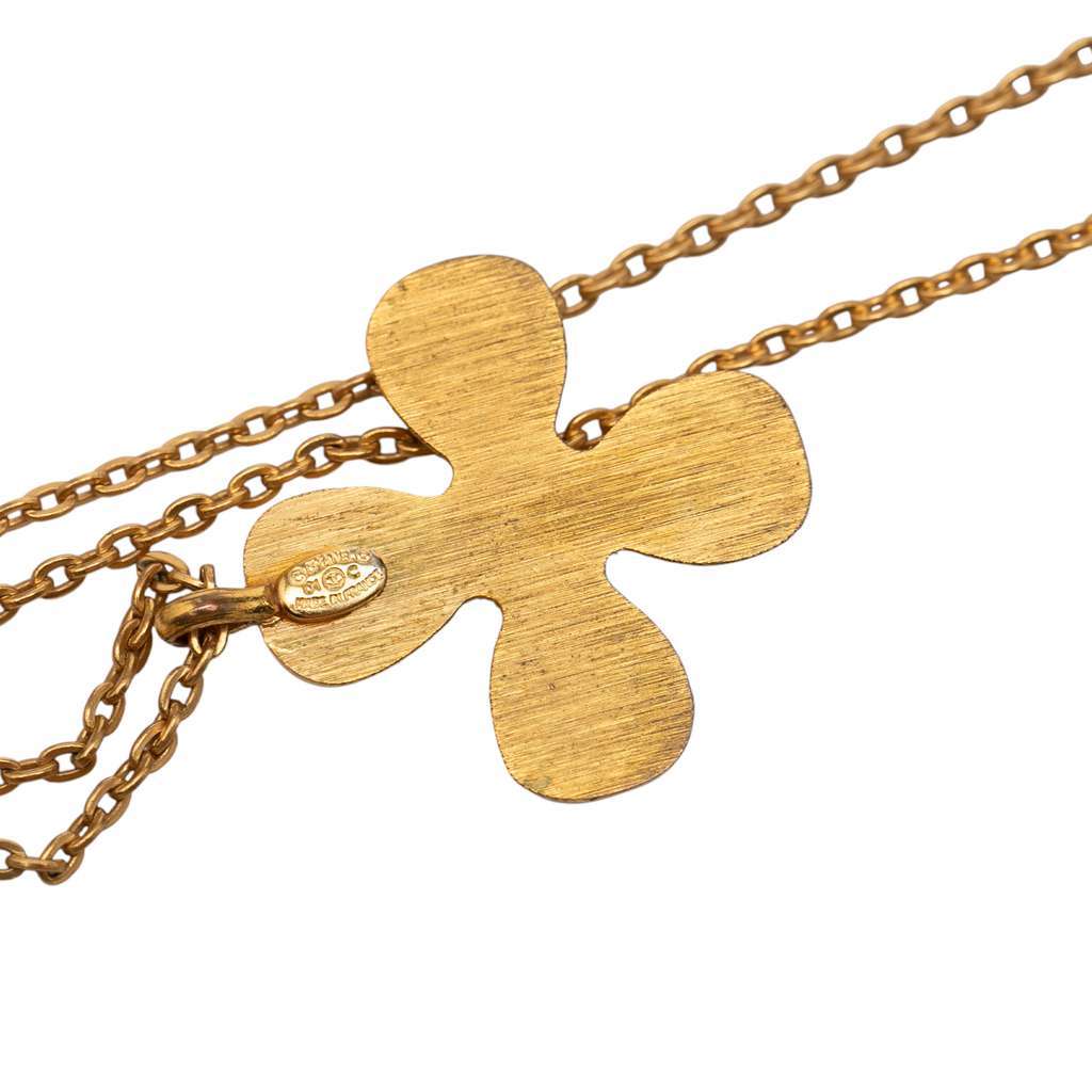 Chanel Gold Plated CC Crystal Clover Pendant Necklace Gold Metal Very good - Model View