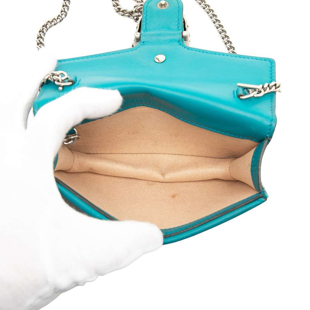 Gucci Mini Velvet Dionysus Crossbody Blue Velvet Very good - Model View