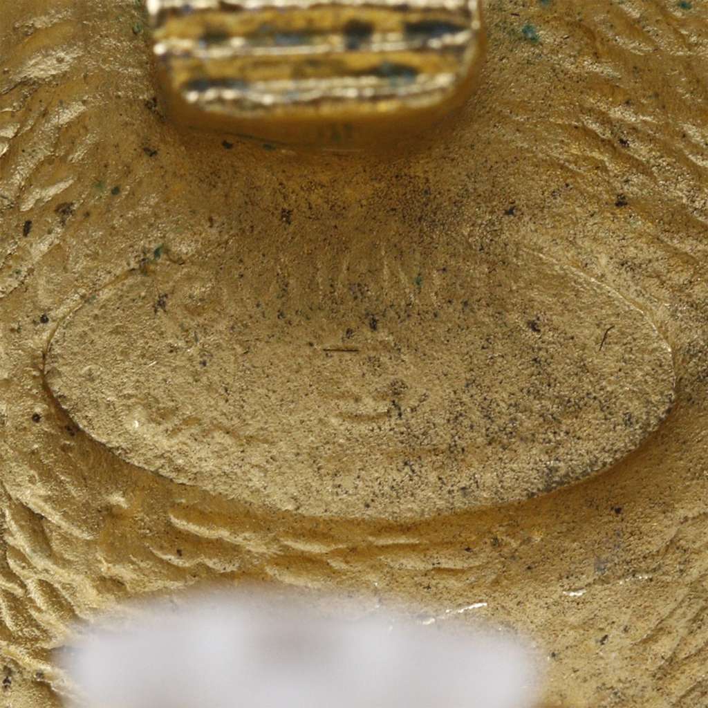 Chanel Gold Plated Rue Cambon Medallion Clip On Earrings Gold Metal Very good - Box View