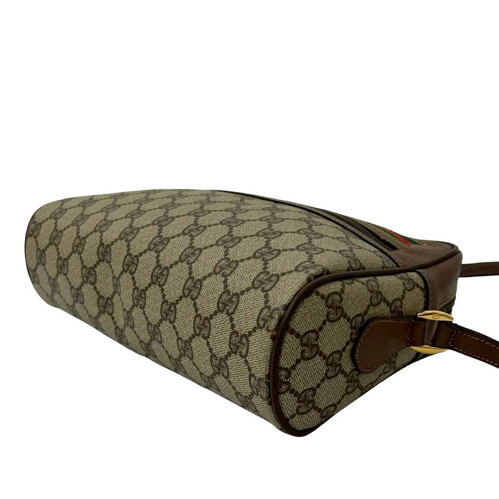 Gucci GG Supreme Web Crossbody Brown Canvas Very good - Model View