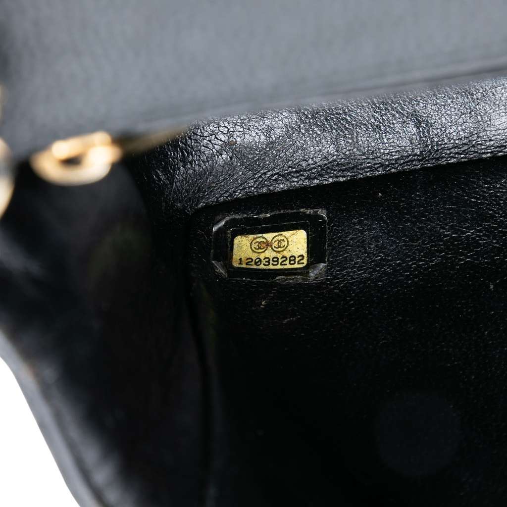 Chanel Mini Square Classic Caviar Single Flap Black Leather Good condition - Box View