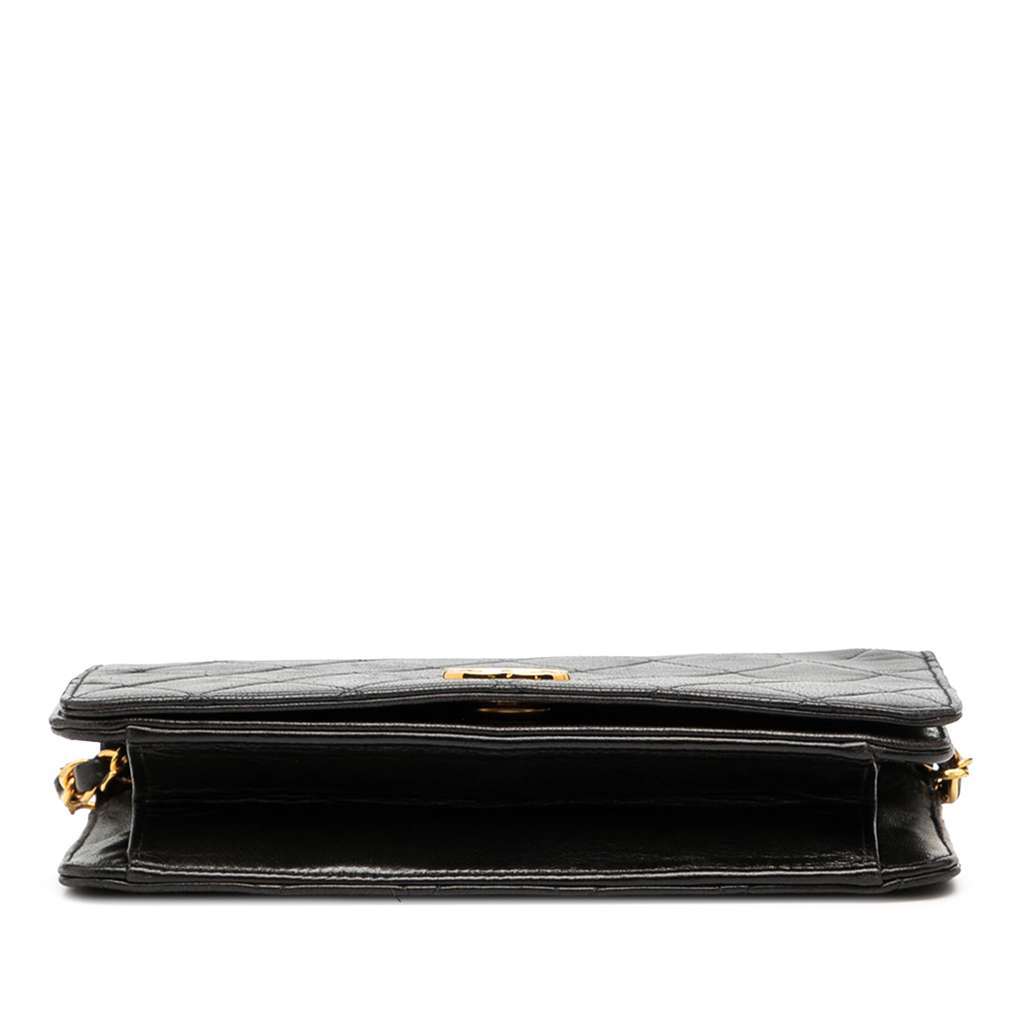 Chanel CC Quilted Lambskin Full Single Flap Black Leather Very good condition - Inside View