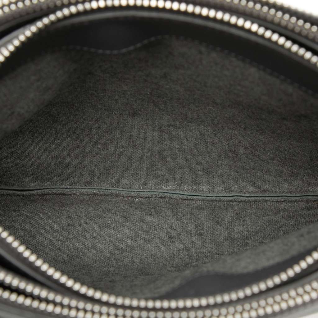 Celine Large Lambskin Trio Crossbody Black Leather Very good condition - Model View
