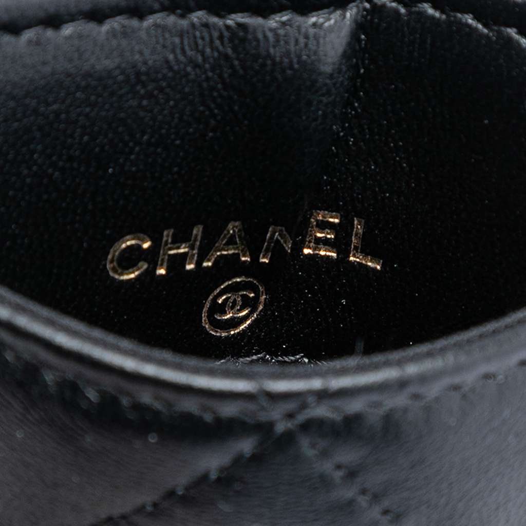 Chanel Quilted Lambskin Pearl Crown CC Wristlet Multi Pouches Black Leather Very good condition - Box View