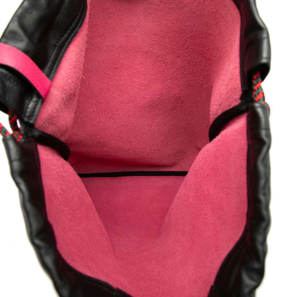 Gucci Leather Logo Drawstring Backpack Pink Leather Very good - Model View