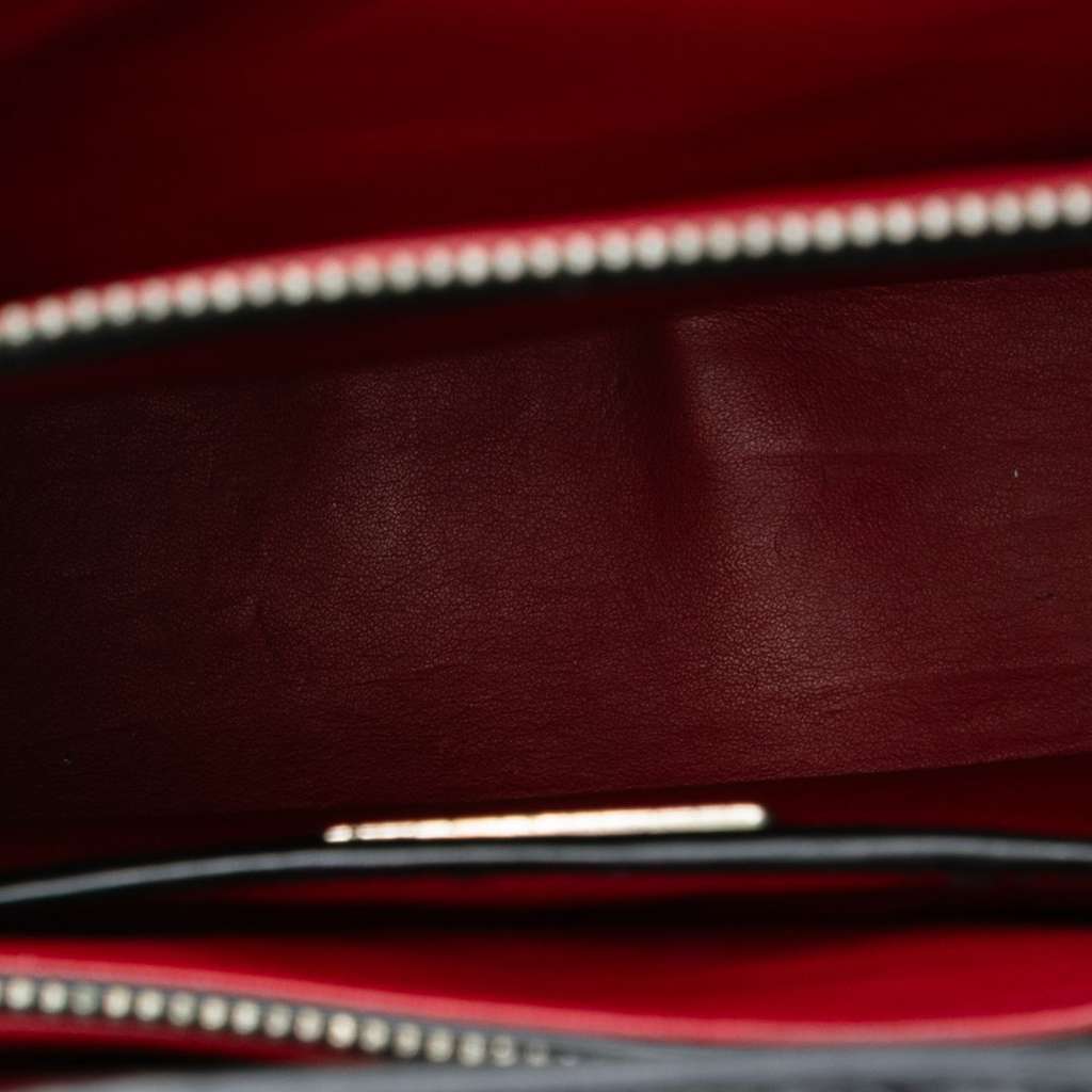 Prada Patent Tote Black Leather Very good condition - Box View